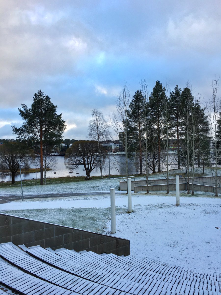 LTentke's tweet photo. #feelslikewinter 💙 https://t.co/7Aozq9azCJ