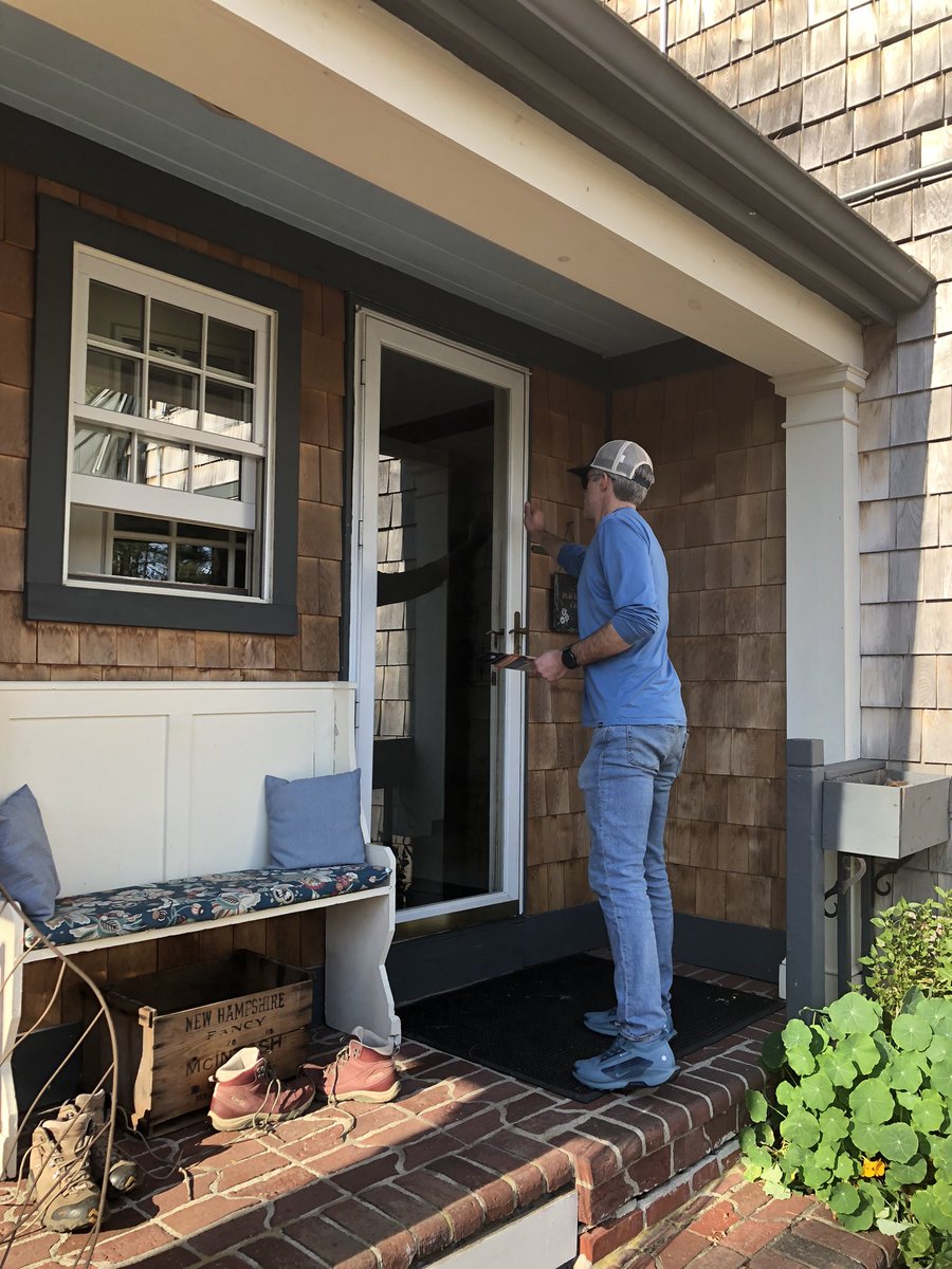 One of my favorite parts of this campaign is talking to voters about the 3 Cs of the Executive Council and how much of an impact they have on our lives. Got to spend some time today doing just that. 6 more days and we’re flipping the Executive Council!
#NHPolitics