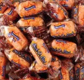 i_sing_my_heart's tweet image. #Halloween 
#TrickOrTreat
#CandyCandyCandy