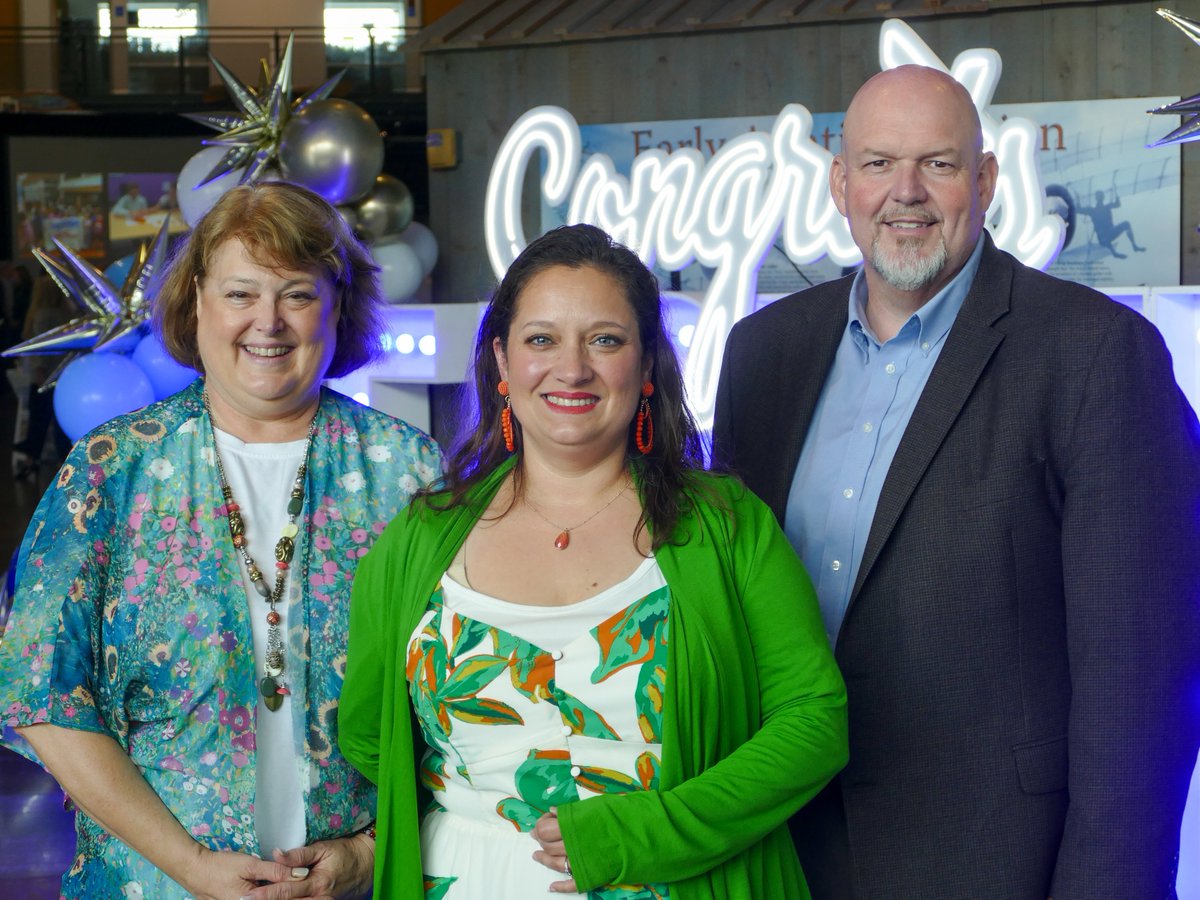 Region 10 ESC tweet media