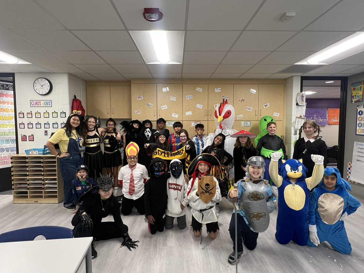 Lia Sansiper tweet media