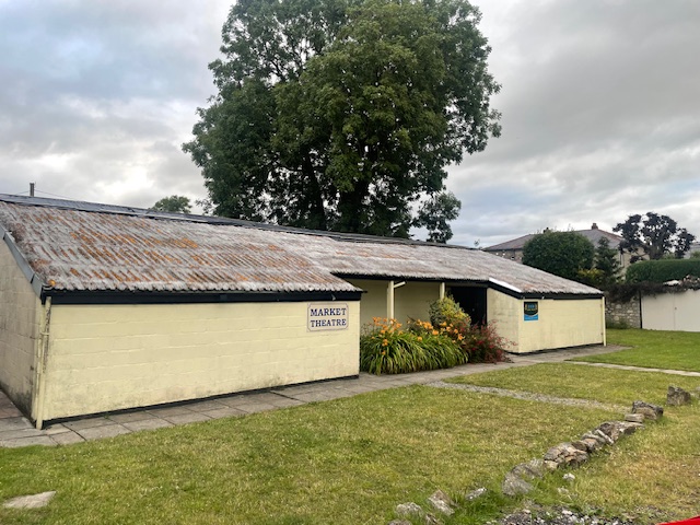 We need roof repairs totaling almost £60K!  We can nurse it through this winter but it may not make it through another.  We could face closure. Read more here market-theatre.com/CADS%20Press%2… #Cowbridge #theatre