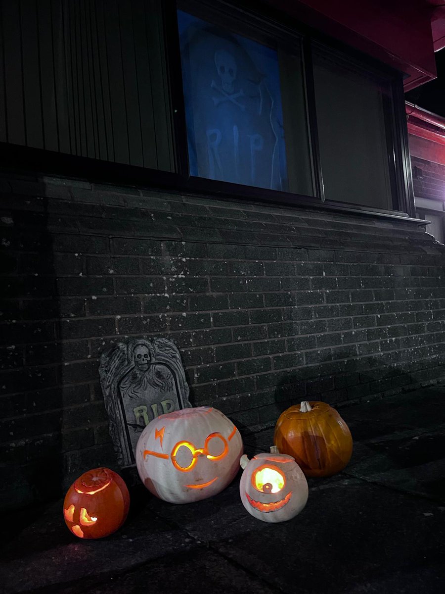 scotfire_DG's tweet photo. 🎃 SANQHUAR Station was open to the local community for Halloween this evening, with over 200 children attending! 

Thank you to everyone who came along - it was great to see all your spooky costumes! 🚒 https://t.co/6GQQjmty51