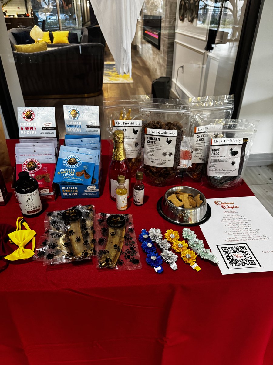 Limah_21's tweet photo. Incase you didn’t know- 
I also sell all natural and organic dog treats and products through my business Delicious Dogbits🐶 

Limah loves the fur babies 💜 

Check out the website today! 
https://t.co/vpUMqFt9Iv https://t.co/e9UA3bLFy4