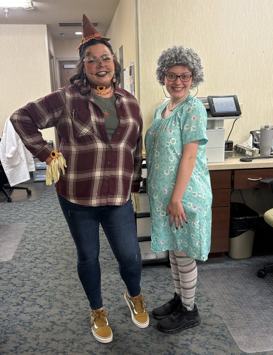 johnkenyonLASIK's tweet image. Looking fa- boo-lous at the office today! 
Happy Halloween! 🎃 👻
#SquadGouls #PickofthePatch