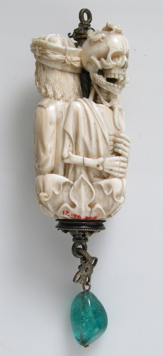 jdmccafferty's tweet photo. Rosary Terminal Bead with Lovers and Death's Head ca. 1500–1525 North French or South Netherlandish

(Met Museum)

A portable memento mori - just in case of forgetfulness. https://t.co/Nh7PZhWQuG
