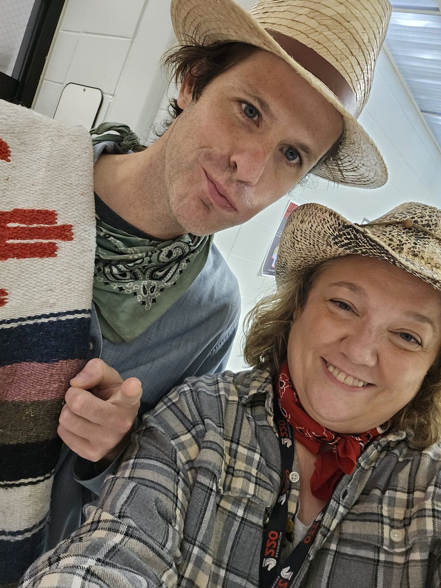 An exhausting, but really fun day at work today. Happy Halloween 🎃👻 <a href="/Prairie220/">BMS Prairie Campus</a> <a href="/barrington220/">Barrington 220</a>