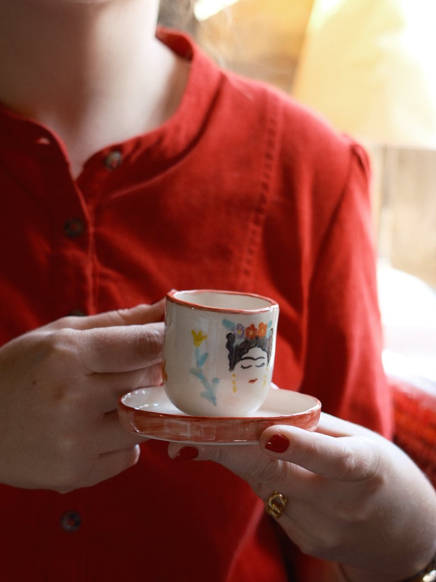 Sip with Frida vibes!🌹Handmade ceramic coffee cup &amp; saucer, inspired by her iconic style. Shop on Etsy etsy.me/3AusSeX #FridaKahlo #HandmadeCeramics #giftforher