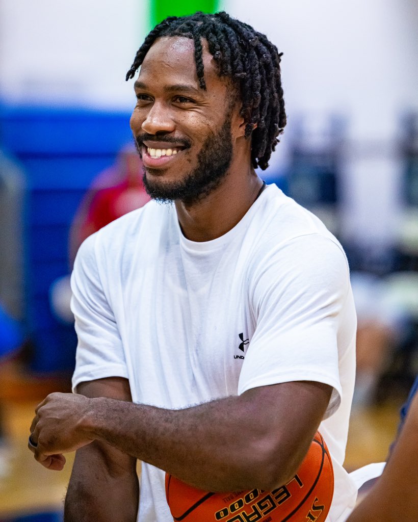 All Smiles around here as we prepare for our back-to-back games 😁😁

#GoMightyBanyans