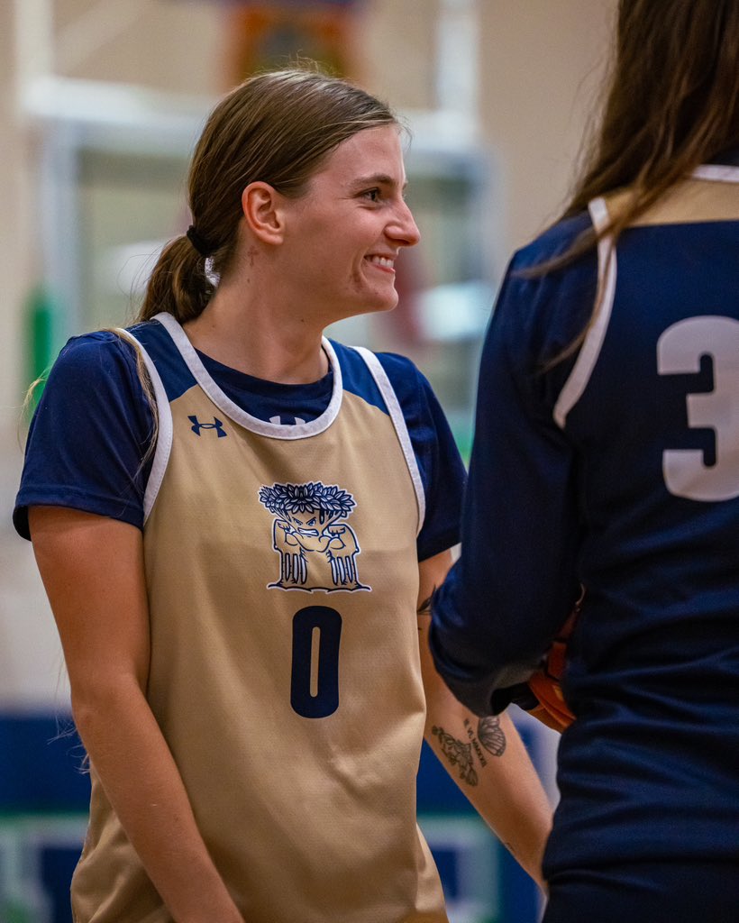 NCFBanyansWBB's tweet photo. All Smiles around here as we prepare for our back-to-back games 😁😁

#GoMightyBanyans https://t.co/GGrWTinXXX
