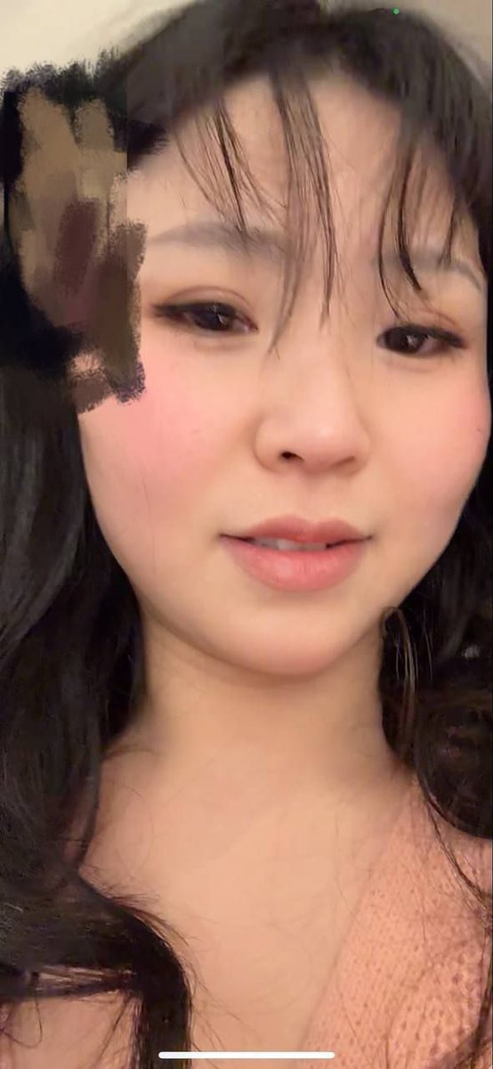 zuoer99610's tweet photo. 有个崽种用这玩意骗钱，希望各位别上当，他会跟你说14分钟，露脸露点的，然后等你绿泡泡转了就给你删除了，他的微信号也放这了，后面可能会换 https://t.co/Hj5wg5dgnA