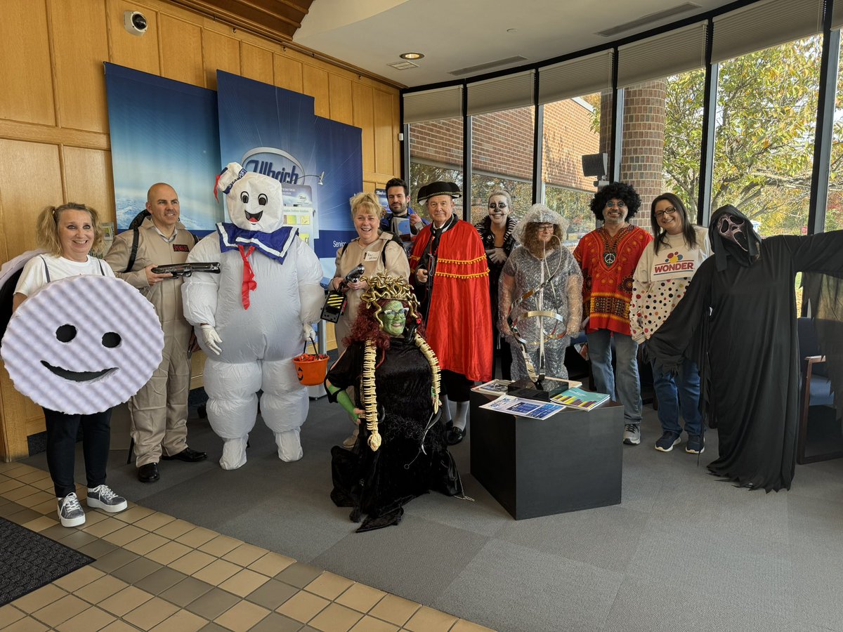 Happy Halloween from the Ulbrich boo crew! 👻🎃