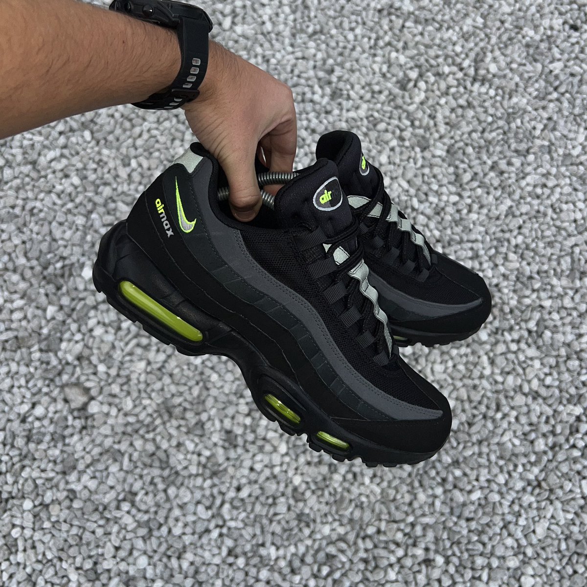 air max 95 retro logo