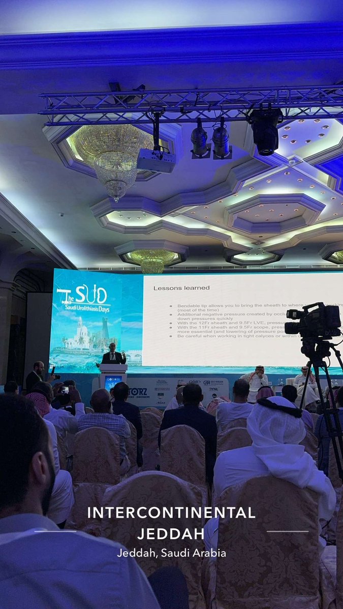 raedbk9's tweet photo. Amazing national and international endourology consultants present a variety of interesting topics.
#SaudiInternationalUrolithiasisConference
#SUD2 https://t.co/9pQdzgcMym