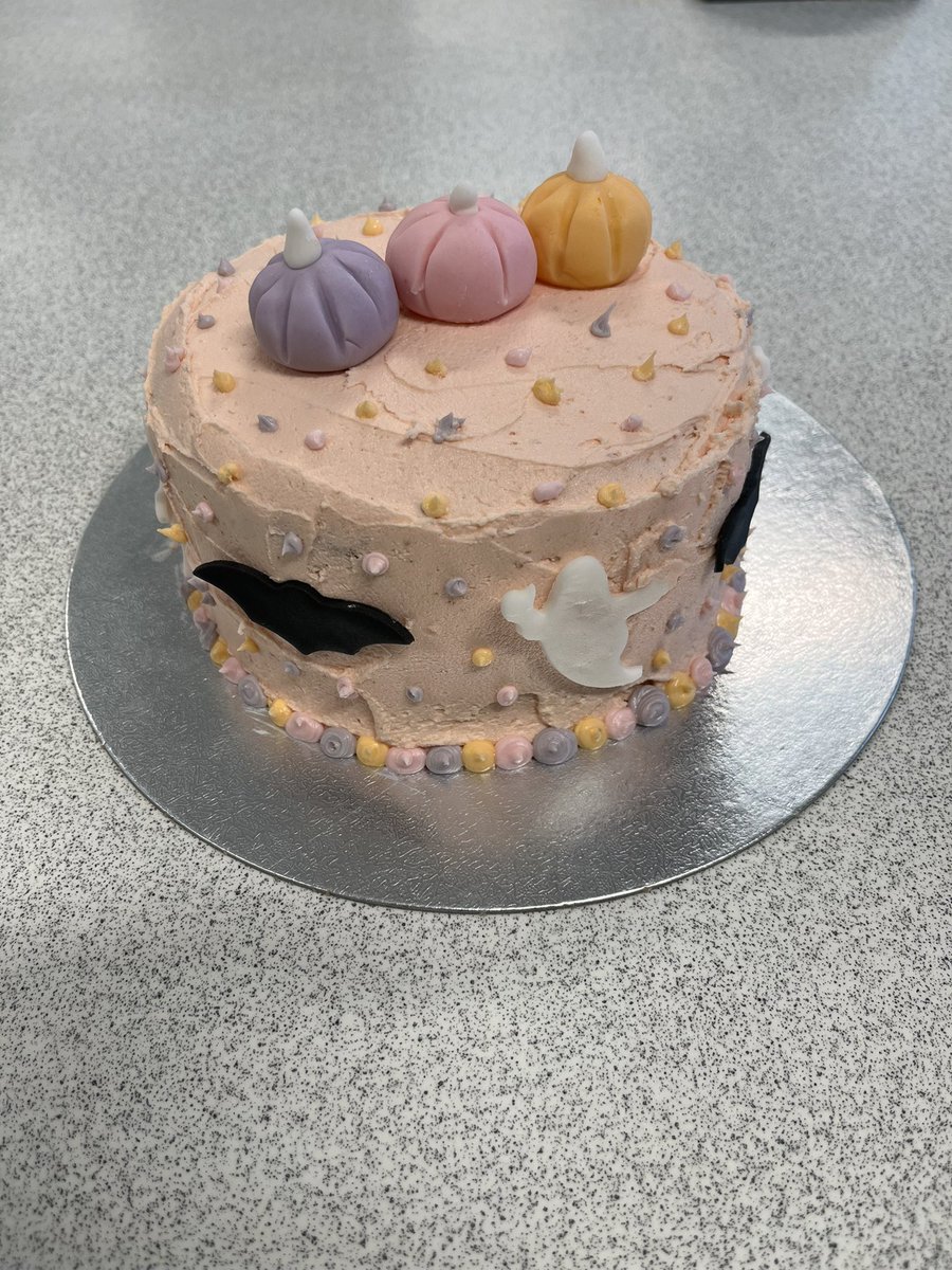 MissAndersonHE tweet media