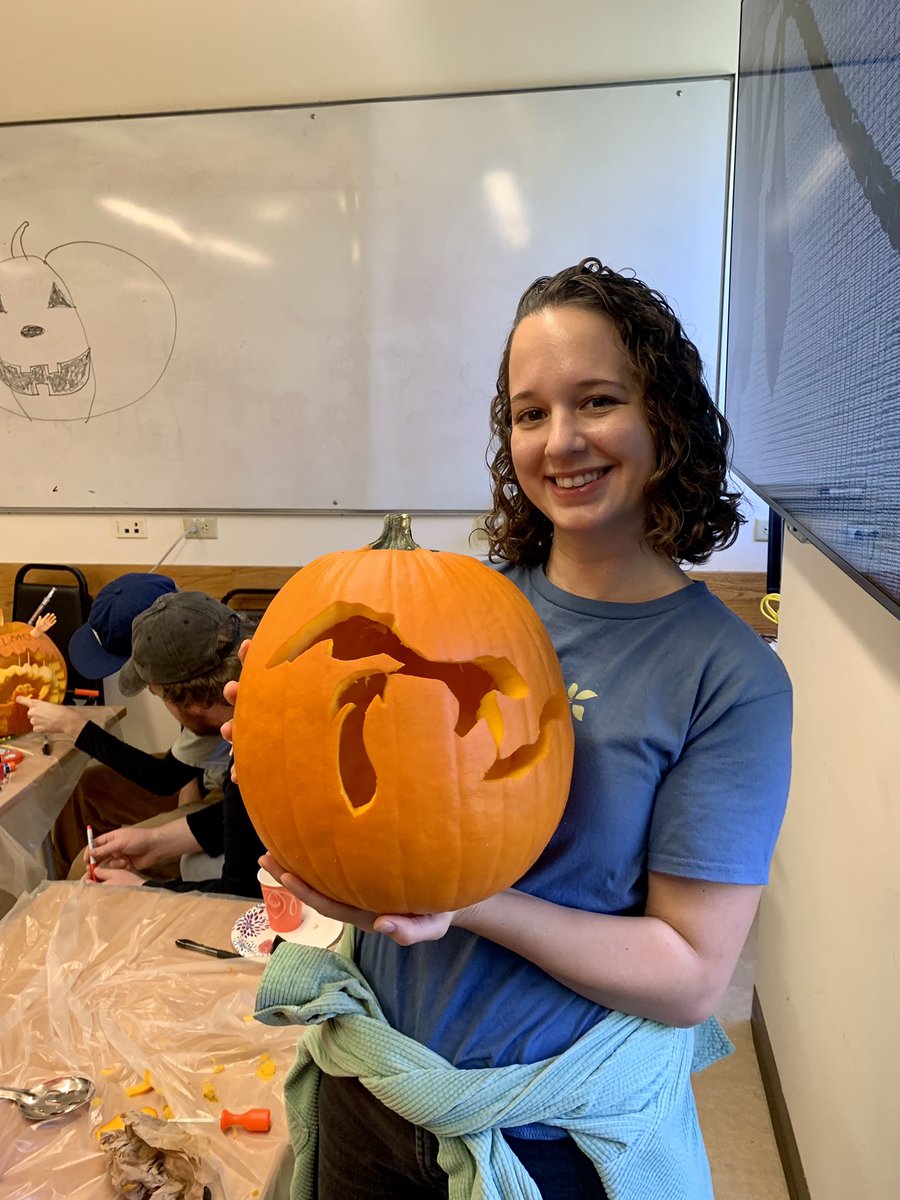 Anna Schmidt tweet media