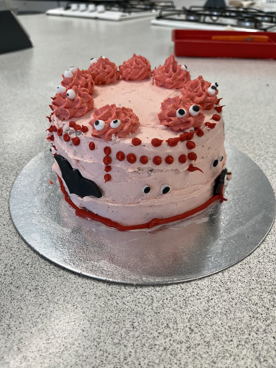 MissAndersonHE tweet media