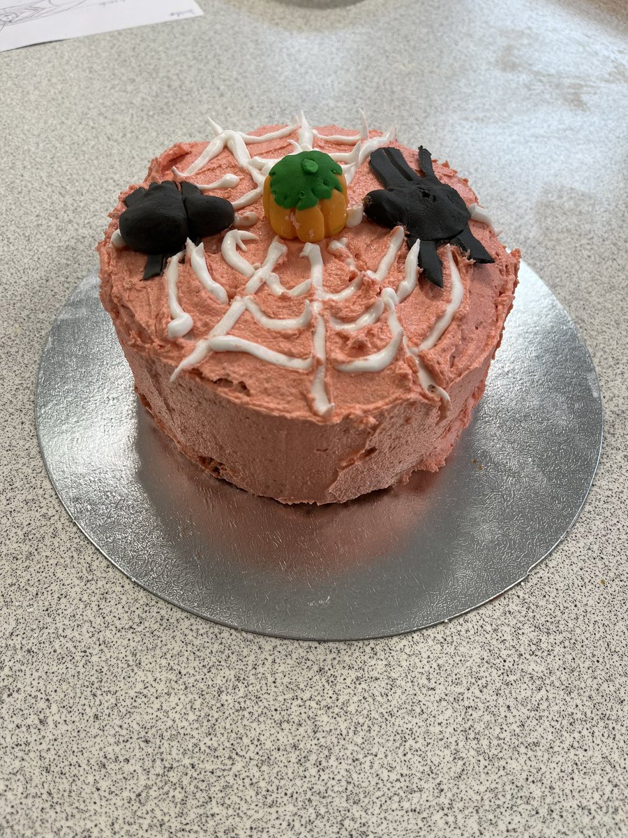 MissAndersonHE tweet media