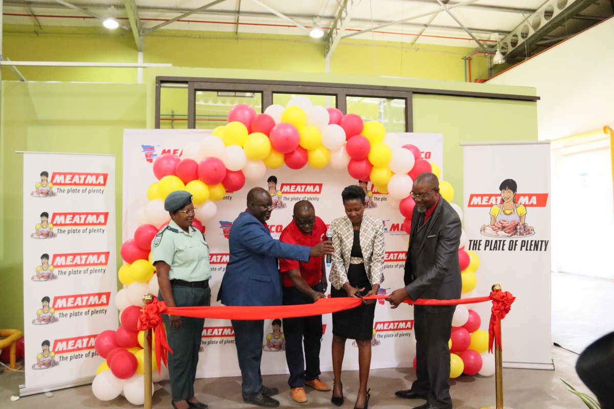 Meatco_Namibia's tweet photo. #Meatco NCA #MeatMa Ongwediva Shop, opening is a step in the direction of diversifying our meat offerings and serving the communities. We aim to offer families a range of quality meat products at affordable prices. Located strategically at the AMTA Fresh Produce Hub! https://t.co/nCFbPtUg0j