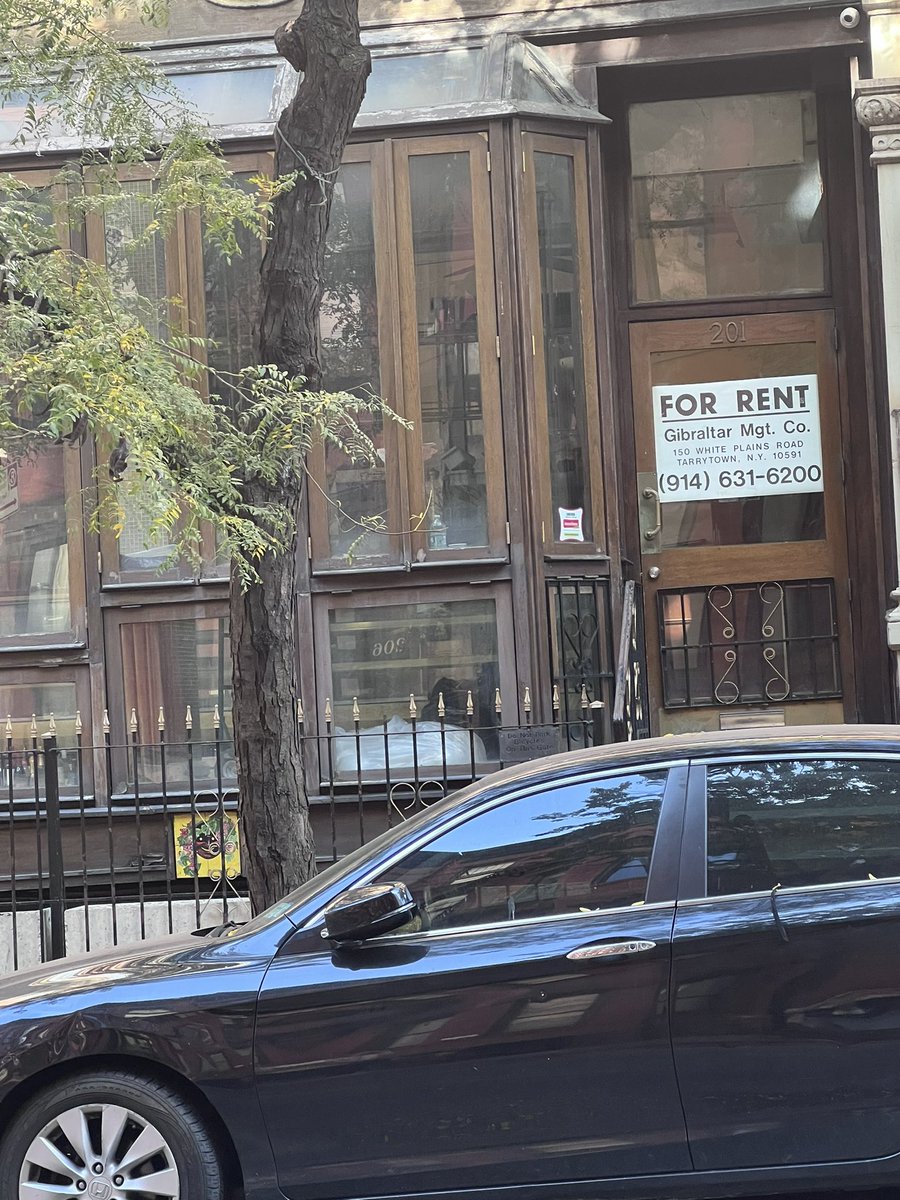 Esther Zuckerman tweet media