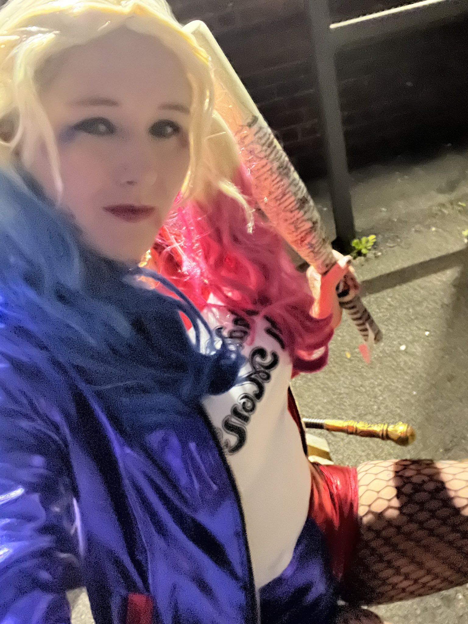 2 pic. Who wants a bit of Harley Quinn tonight live on cam4 alluringmistres https://t.co/HOoO5Oi39M