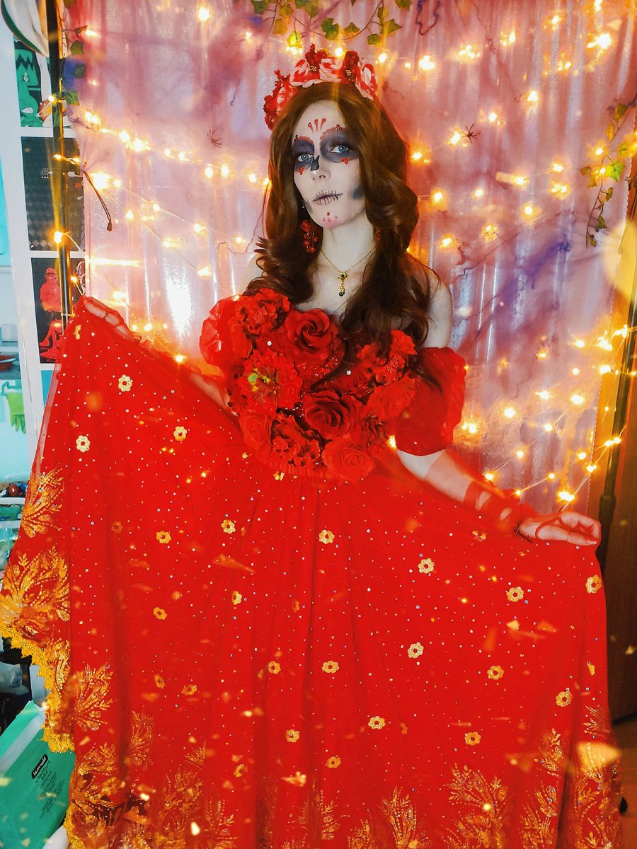 DollCille's tweet photo. 🌹Day of the dead🌹

Happy Halloween!🧡🎃🧡
This year I did Catrina makeup and I will admit I didn't think it would turn out well but as they say trust the process. Had a good time out today hope yours are too

#DayofTheDead #CatrinaMakeup  #DiaDeMuertos #Halloween    #Makeup https://t.co/WgqyIQlT0U