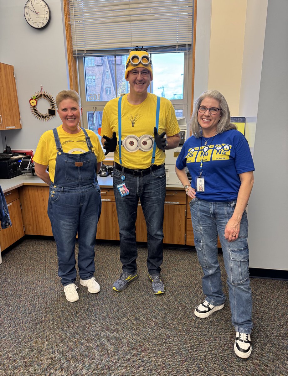 LinkedAtLincoln's tweet photo. Lincoln staff are in full minion mayhem mode today! @LinkedAtLincoln @MTLSD #AwesomeAbes https://t.co/OlcOdHb1wN