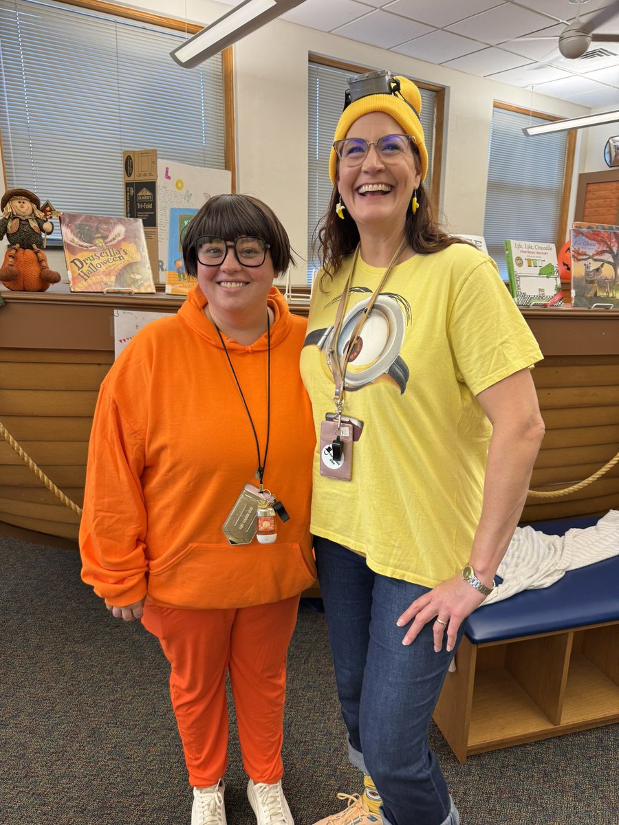 LinkedAtLincoln's tweet photo. Lincoln staff are in full minion mayhem mode today! @LinkedAtLincoln @MTLSD #AwesomeAbes https://t.co/OlcOdHb1wN