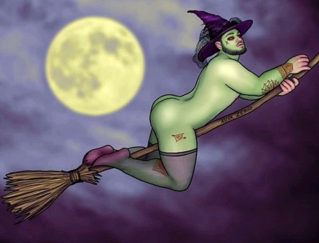 dat_eastd's tweet photo. Happy Halloween! https://t.co/qdi2vsJkDN