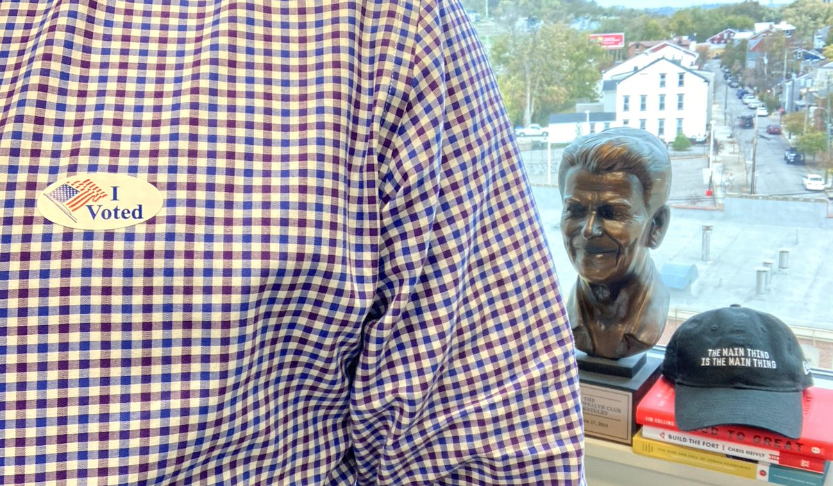 JohnMStantonIII's tweet image. Added my favorite fall accessory... #IVoted #RememberToVote
