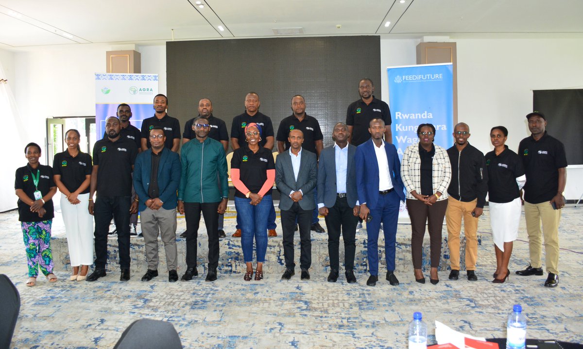 EcoAgriMedia's tweet photo. Under the theme “#BuildingRYAFWeWant,” the Rwanda Youth in Agribusiness Forum (RYAF) successfully concluded its General Assembly Meeting at M Hotel. This impactful gathering brought together RYAF’s members and district committee to endorse the organization’s new five-year Strategic Plan alongside the 2024-2025 Annual Action Plan, setting a clear direction for RYAF’s future.
The assembly saw strong representation from key institutions supporting youth in the agriculture and livestock sectors, including the Ministry of Youth and Culture (MOYA), the Alliance for a Green Revolution in Africa (AGRA), the Business Development Fund (BDF), Rwanda Development Board (RDB), Rwanda Standards Board (RSB), and SPIU/Rwanda Agriculture and Animal Resources Board (SPIU/RAB). Discussions emphasized the many opportunities for youth in agribusiness, encouraging young attendees to contribute ideas, ask questions, and explore ways to advance agricultural initiatives in Rwanda.
AGRA’s Rwanda Country Director, Mr. Jean Paul Ndagijimana, commended RYAF’s young members for their dedication to transforming Rwanda’s food systems through agribusiness. He emphasized AGRA’s commitment to fostering youth-driven change, sharing that AGRA’s current five-year strategy includes support for young entrepreneurs across sectors like primary production, agricultural services, and value addition. Notably, AGRA’s initiative aims to generate 132,000 jobs in Rwanda’s agricultural sector over the next five years.
In her closing remarks, RYAF Chairperson @SakinaUsengima1 expressed heartfelt gratitude to partners, including @AGRA_Africa and @USAIDKungahara , for their vital roles in organizing the General Assembly. She also acknowledged the support from other partner organizations that contributed to the event’s success, reinforcing RYAF’s mission to empower young Rwandans in agriculture.
The event wrapped up on October 31, 2024, marking a meaningful step forward in building a stronger future for Rwanda’s youth in agribusiness.
🖊:@JMukundente
#TogetherInAction #YouthEmpowerment #RYAF #FEMAgEnv