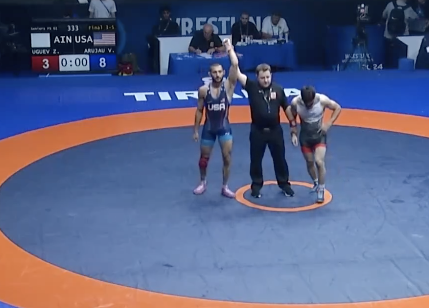 World Bronze Medalist!

@varujau beats Olympic Champion Uguev, 8-3, at 61 kg to capture 🥉!