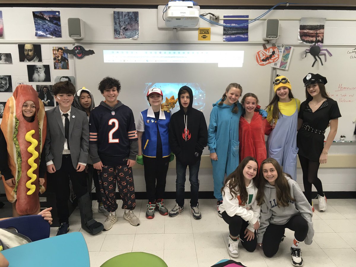 MrRummelhart's tweet photo. Happy Halloween! #109Way #SMSPride https://t.co/ugOcejJNfW