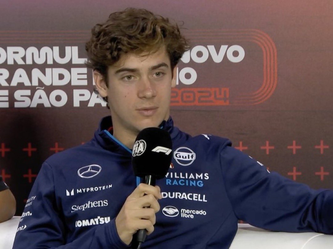 blog_formula1's tweet photo. 🚨 ESCOLHA CERTA 🚨

Franco Colapinto: “Lewis Hamilton é a pessoa certa para ter a chance de pilotar o carro de Ayrton Senna” https://t.co/CGJu576YlS