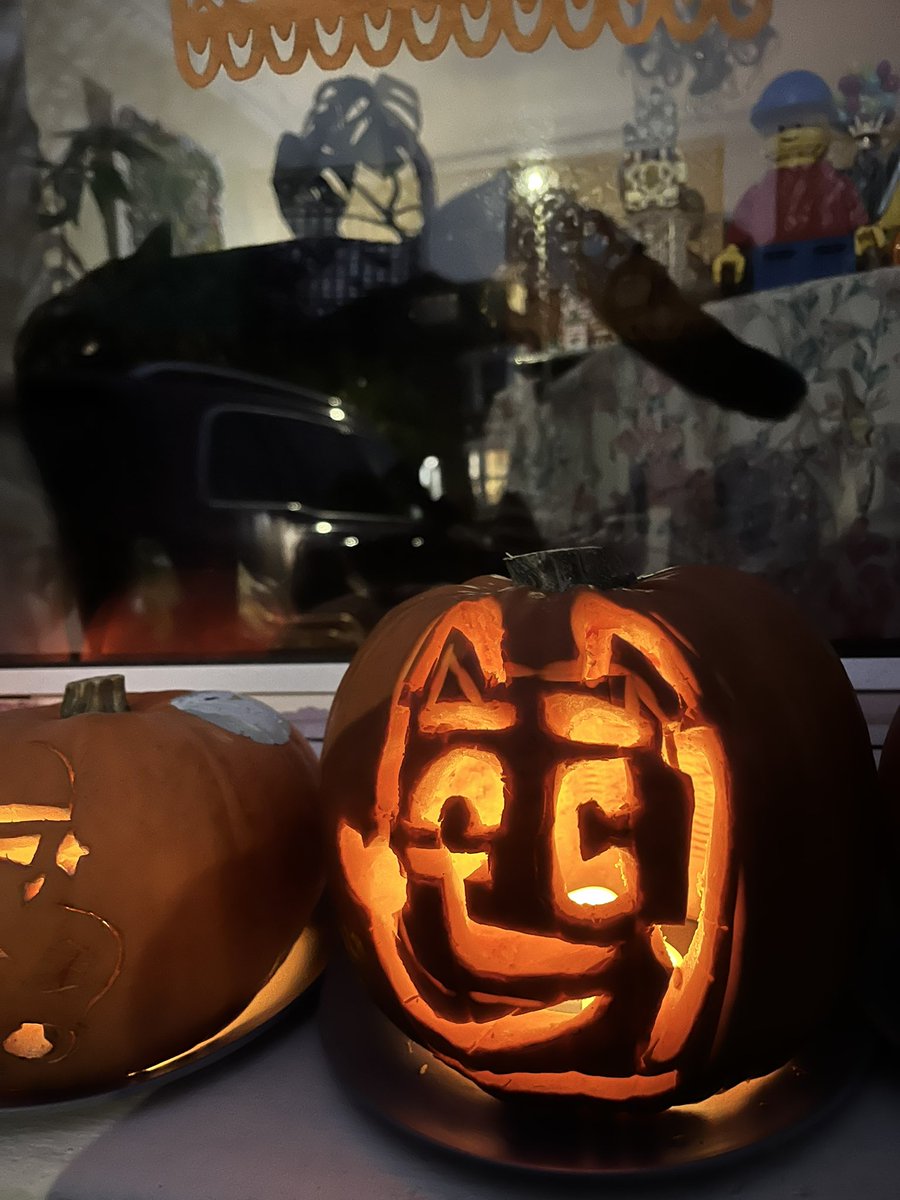 miriam kimber (she/her) (@miriamlaila) on Twitter photo 