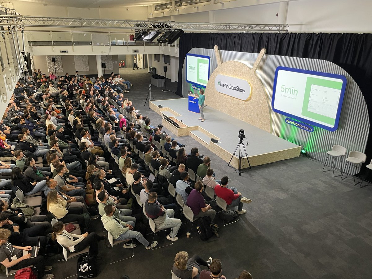 droidconLondon's tweet image. #TheAndroidShow by @AndroidDev happening now at #dcldn24 with @clarabayarri 👏 Tune in and ask questions on #AndroidStudio, #Gemini, #JetpackCompose, &amp;amp; building excellent apps, across devices using #AskAndroid! Livestream here: youtube.com/live/iKTgKGeTR…
