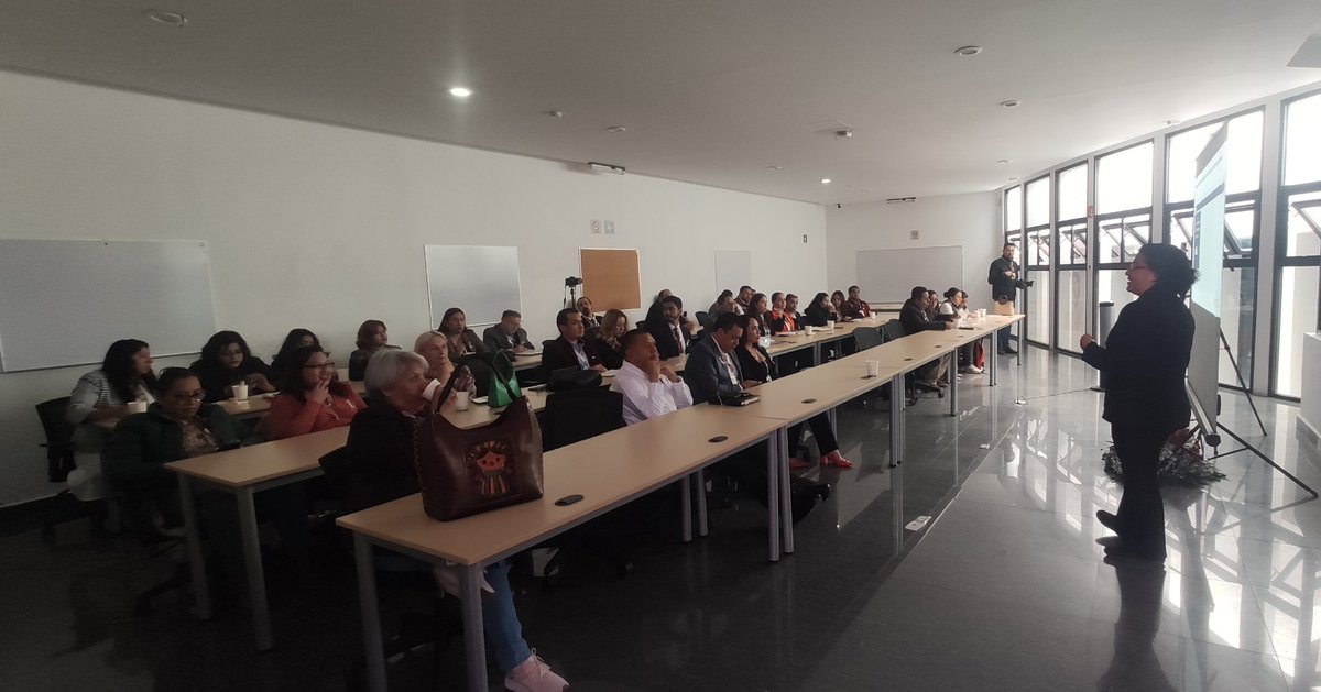 UDEMEX's tweet photo. Realizamos nuestro 4º Congreso UDEMEX “En busca de la paz en el Estado de México” a través de los cuales diversos especialistas compartieron sus conocimientos promoviendo el intercambio de ideas sobre paz y seguridad en el EDOMEX. Juntos construimos un futuro mejor. https://t.co/T4VghBKT2n