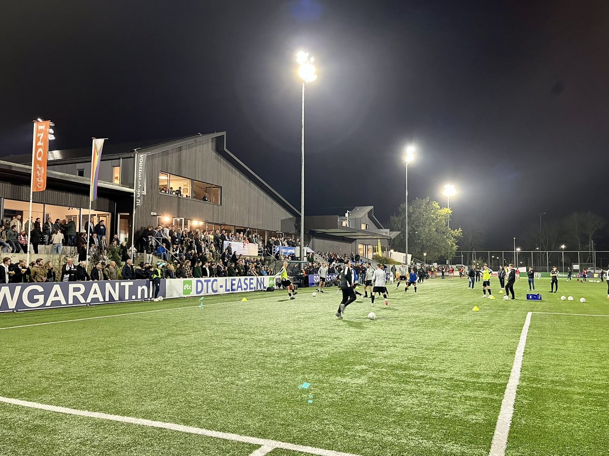 marcvdlaan's tweet photo. Mooi dit: Hercules-Sparta voor de KNVB beker bij mijn cluppie. Zo meteen live op ESPN. #herspa https://t.co/mzPb2Psqow