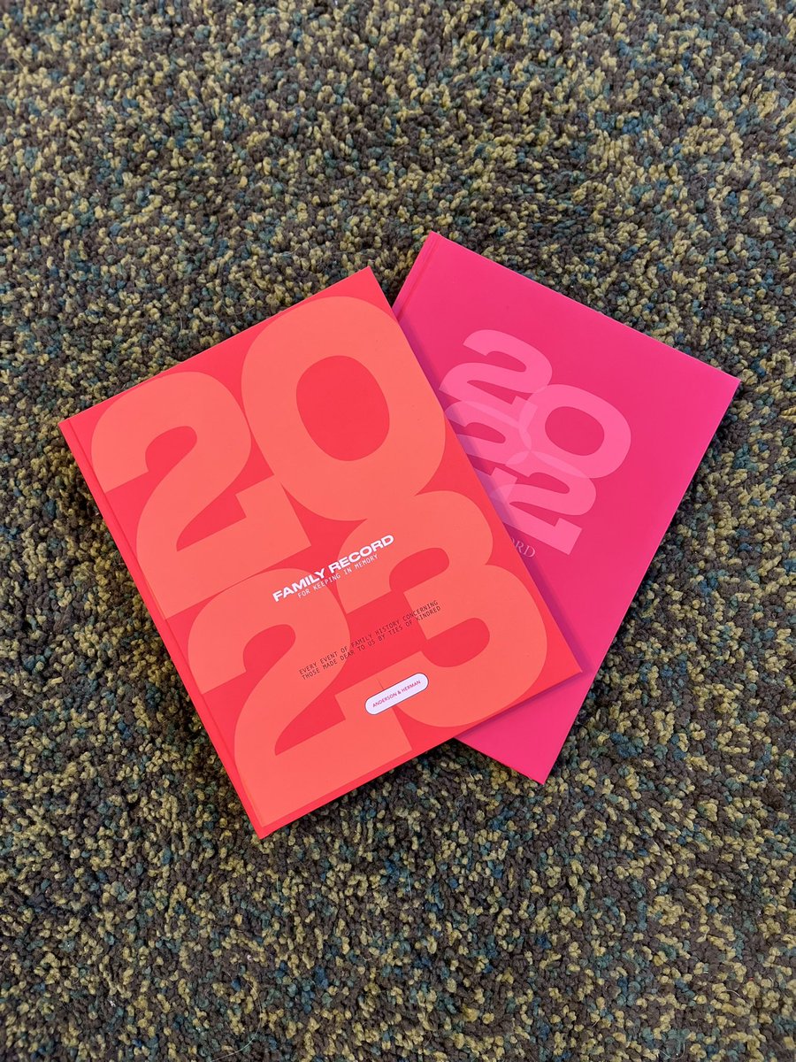 kieshdotwork's tweet image. Hosting an in-person workshop to help folks make their own Year in Review yearbooks! Close out 2024 by putting good use to your camera roll photos.

November 10, 4-6pm
Clinton Hill, BK

partiful.com/e/N8oG9kraX3yQ…