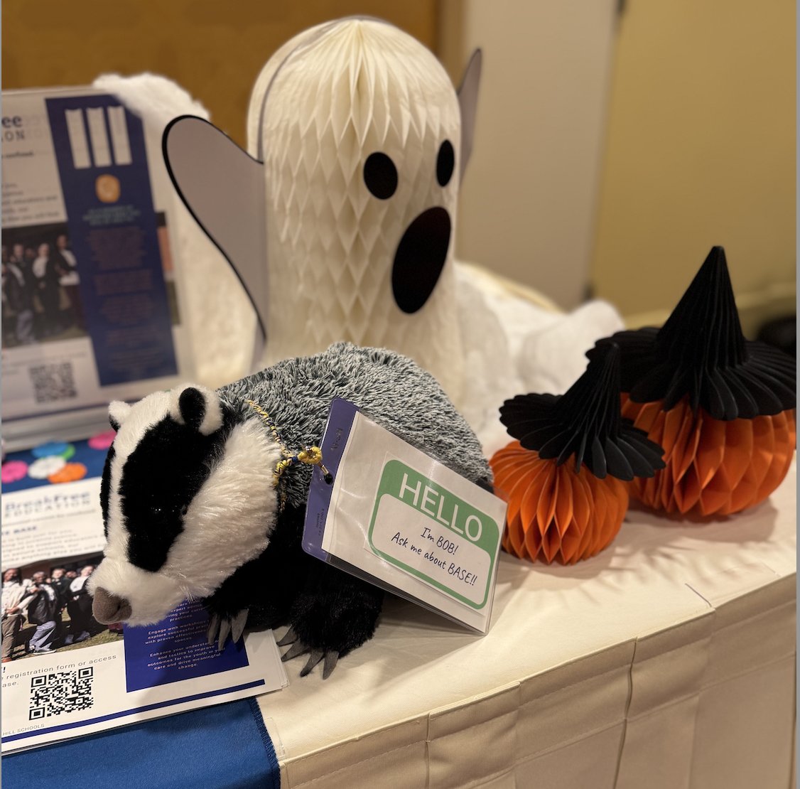 BOO-tiful Halloween! BOB (BreakFree mascot) is here to remind you of the treat that never ends...community! If you currently work in #juvenilejustice education, sign up to join Base, an exclusive online community built just for you! Sign up: form.jotform.com/242345589816064!
