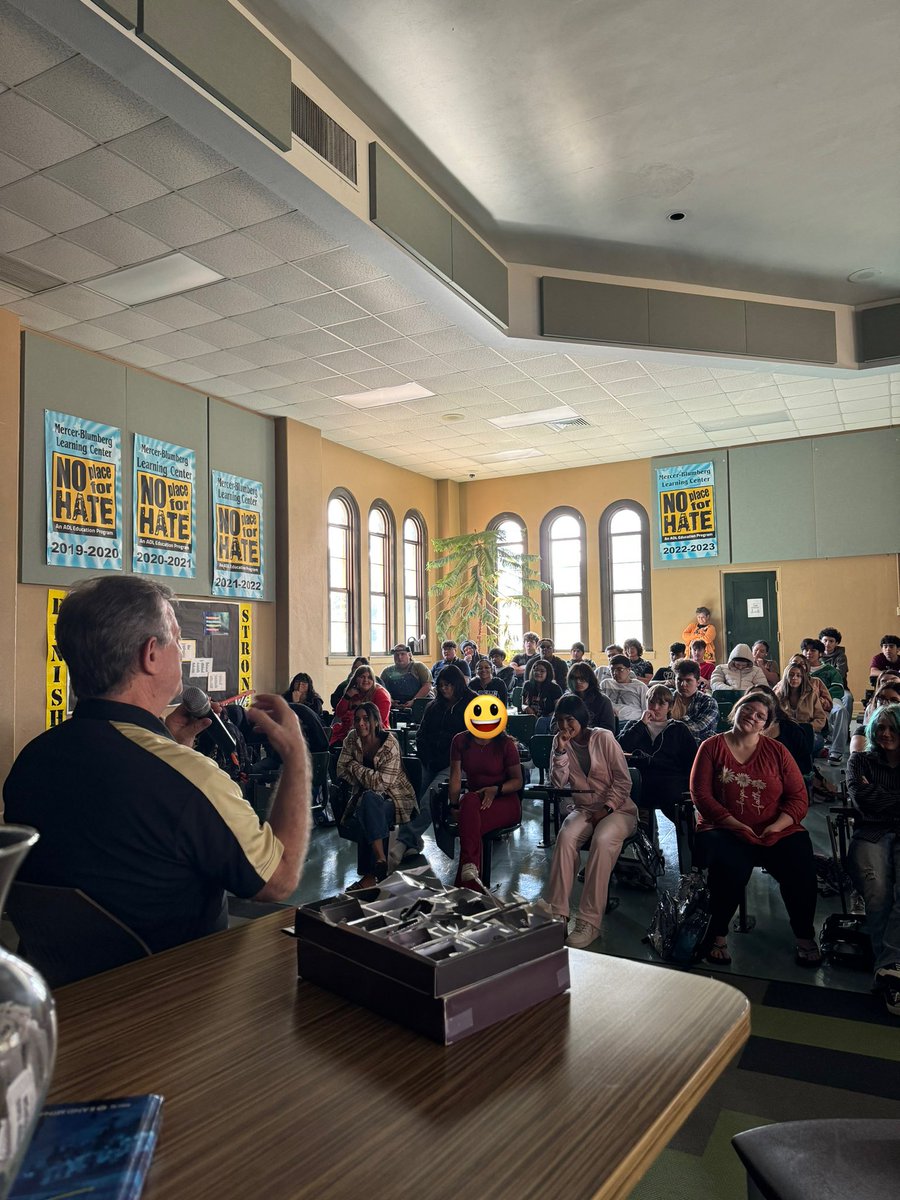 MBLC_SISD's tweet photo. Scary Stories 👻 #HappyHalloween #MBLCStrong @SeguinISD https://t.co/FzdyFqz1Nl