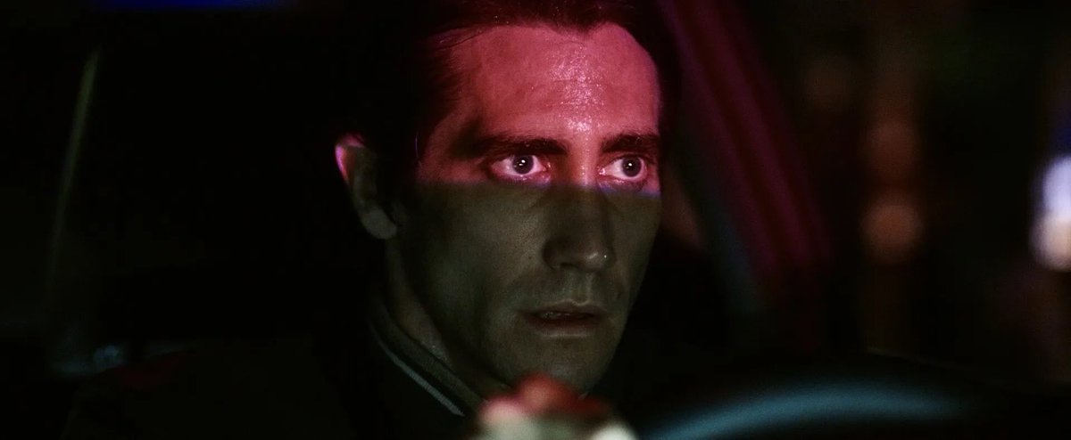 DiscussingFilm's tweet photo. 10 years ago today, ‘NIGHTCRAWLER’ released in theaters. https://t.co/5mDIFI4dNK