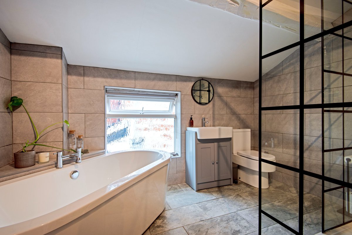 Rob Bryer tweet media