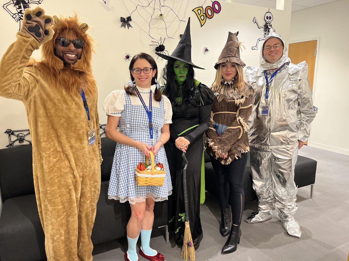 goingplacesCLE's tweet photo. Happy Halloween from #TeamCLE! 👻🎃 https://t.co/N3ntLzU1cZ