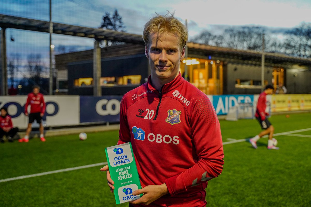 Lyn1896FK's tweet photo. Månedens unge spiller for oktober, Jacob Hanstad⚡️ https://t.co/45sqC5l6uz