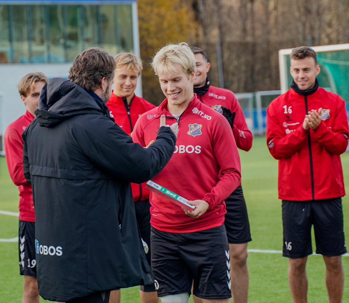 Lyn1896FK's tweet photo. Månedens unge spiller for oktober, Jacob Hanstad⚡️ https://t.co/45sqC5l6uz