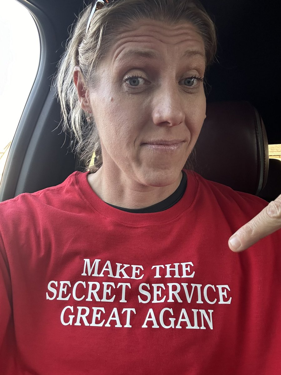 biginspiredlife's tweet image. Halloween 2024. Make the Secret Service Great Again. #MTSSGA #MAGA #MAHA @realDonaldTrump @DonaldJTrumpJr @elonmusk @RobertKennedyJr @VivekGRamaswamy #LFG