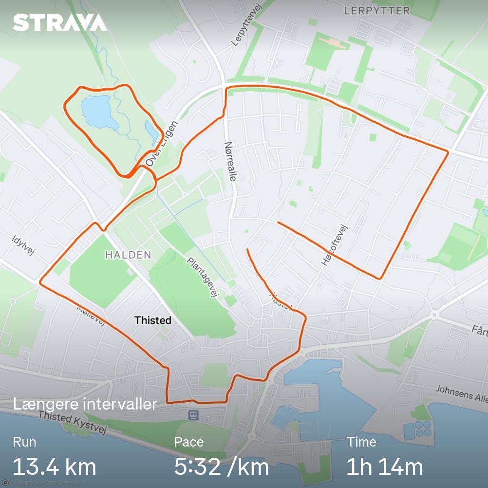 Dagens tur stod på 3x2 km intervaller i pace 4:37. Fantastiske ben og hoved i dag, skønt! Ender på 168 km i løbeskoene for oktober! 😊
#TwRundk