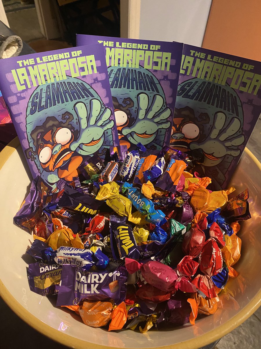 Kingfridayjoe's tweet image. Trick-or-treaters in my neck of the woods get free comics, them’s the rules!