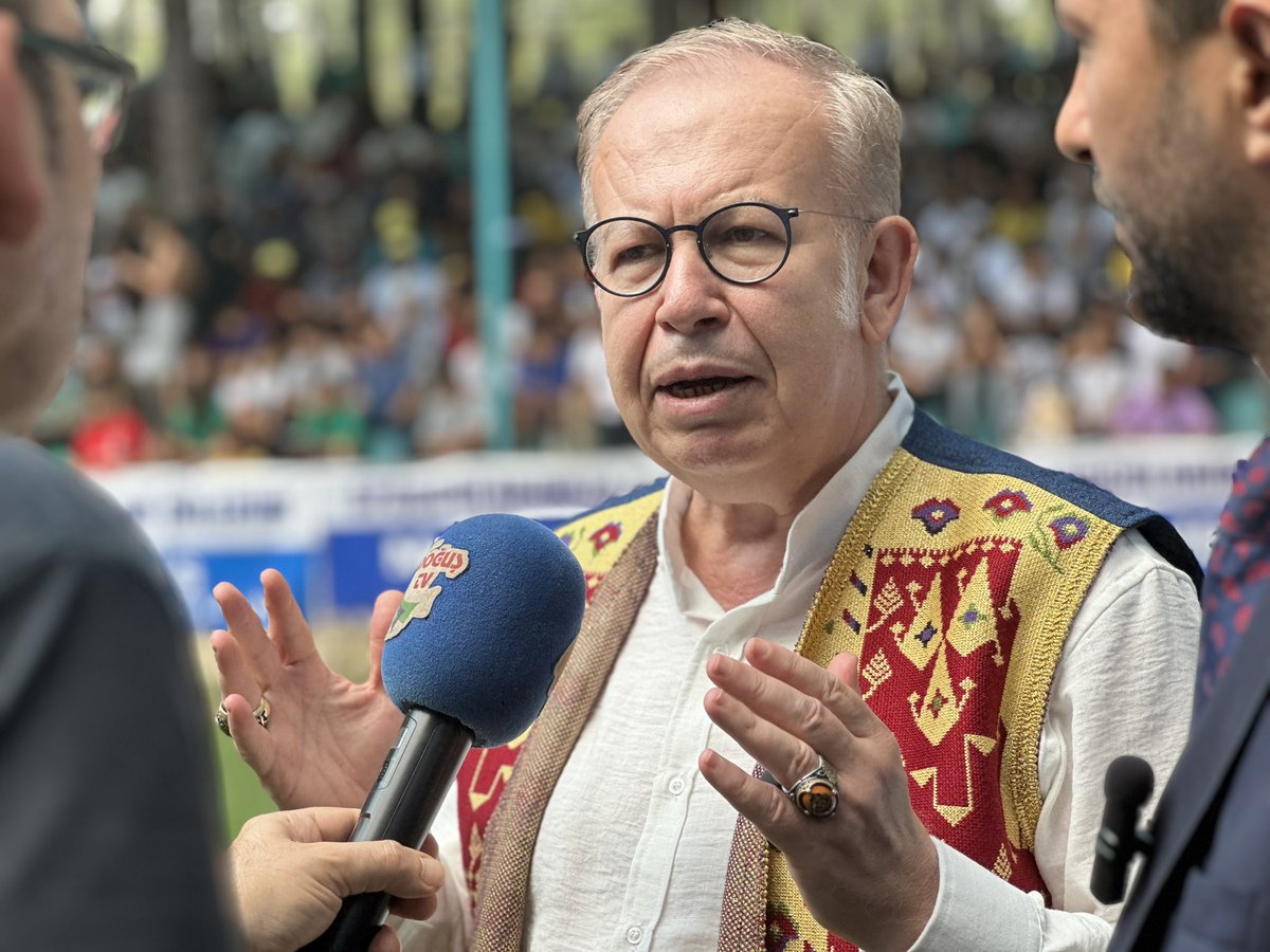 Cihat Yaycı 
❗️Libya Antlaşması fikrini ortaya koydum
❗️Montrö Antlaşması kapsamında Altın frank fikri ile Türkiye’nin yıllık 500 milyon dolar para kazanmasına öncülük ettim
❗️Mavi Vatan haritasını çizdim
❗️Mavi Vatan Doktrinini yazdım
❗️Filistin Türkiye’nin denizden komşusudur